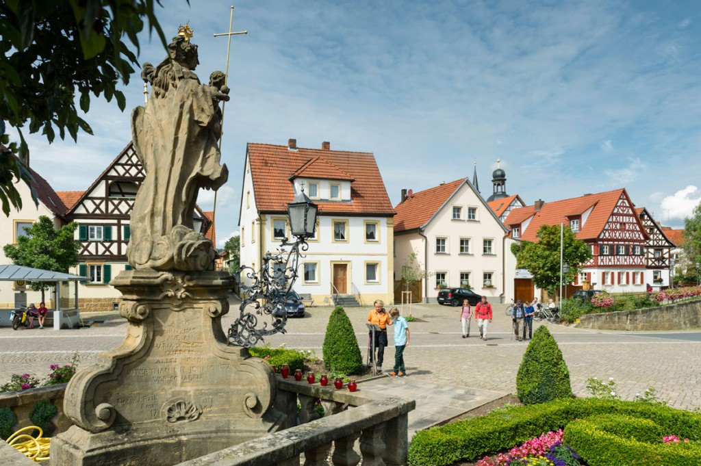 Marienstatue von Ferdinand Tietz in Rattelsdorf. Foto: Andreas Hub.