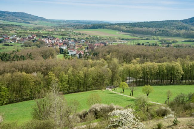 Blick vom Senftenberg auf Gunzendorf in das Deichselbachtal am Rande der Fränkischen Schweiz. Foto: Thomas Ochs Blick vom Senftenberg auf Gunzendorf in das Deichselbachtal am Rande der Fränkischen Schweiz. Foto: Thomas Ochs